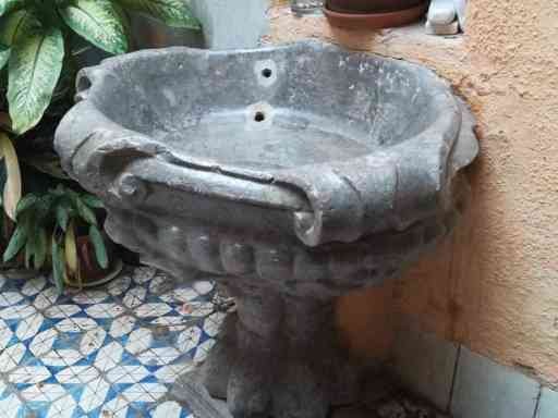 CENTRO STORICO - APPART. RISTRUTTURATO IN PAL. MERLO XVI SEC. AD. C.SO VITTORIO.
