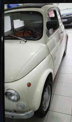 Auto d’epoca Fiat 500 del 1969