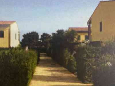 OCCASIONE vendesi casa mare con giardino